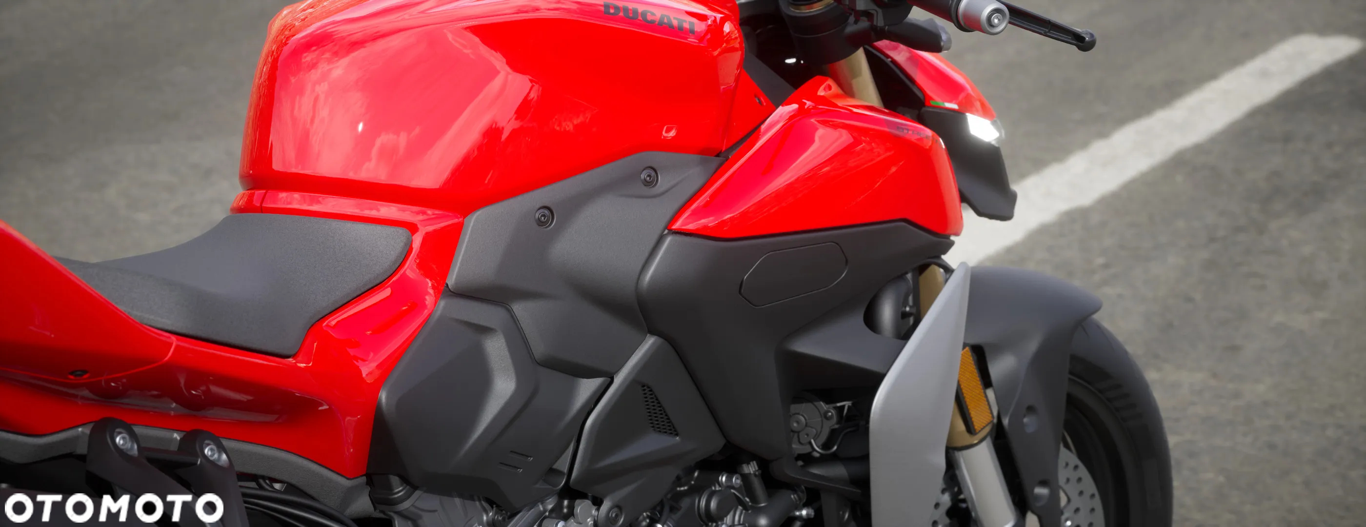 Ducati Streetfighter V2 - 7