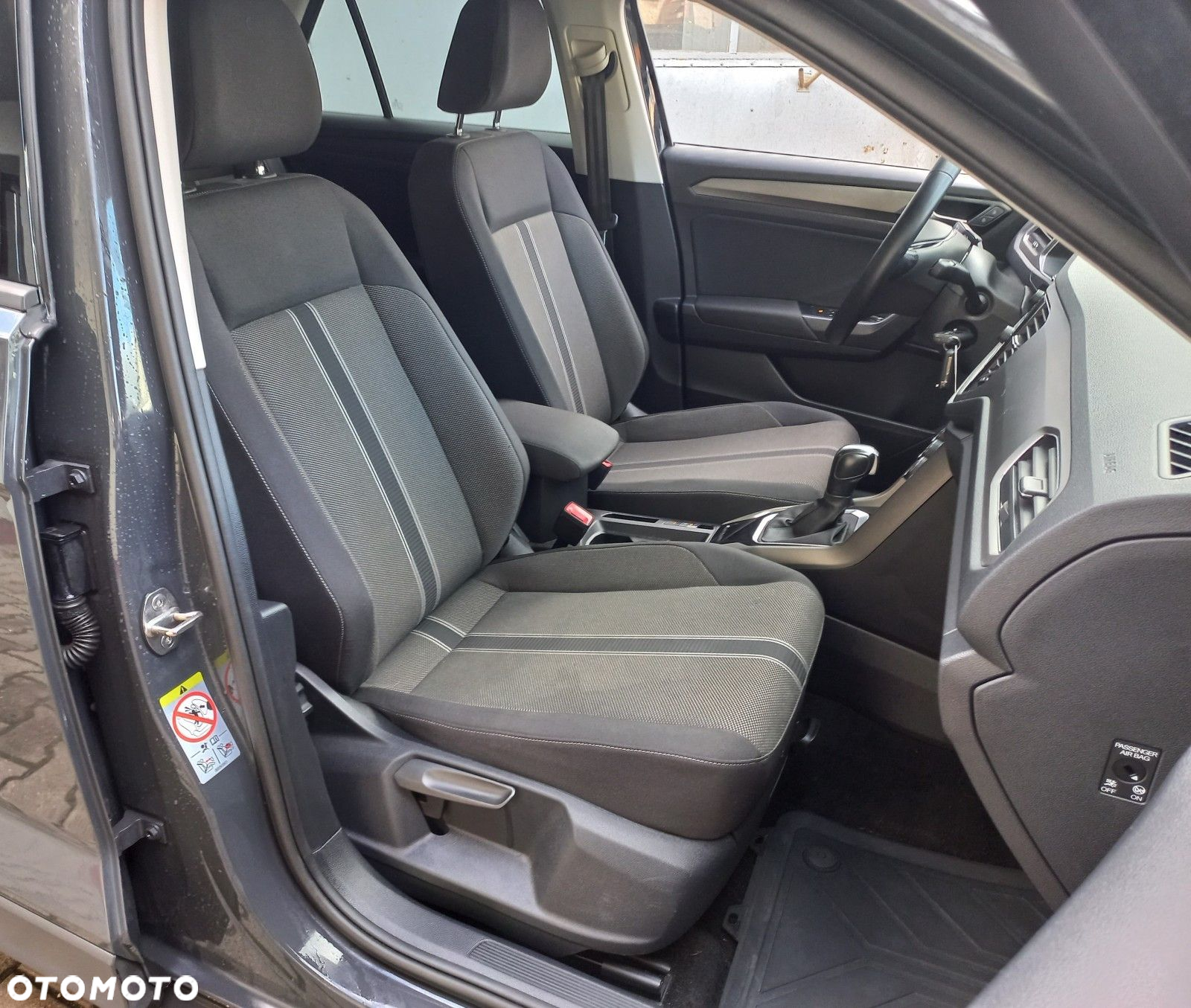 Volkswagen T-Roc - 27