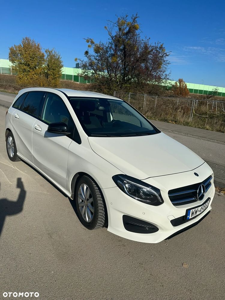 Mercedes-Benz Klasa B 180 7G-DCT Urban - 8