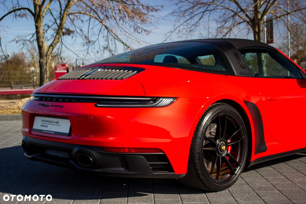 Porsche 911 Targa 4 GTS - 6