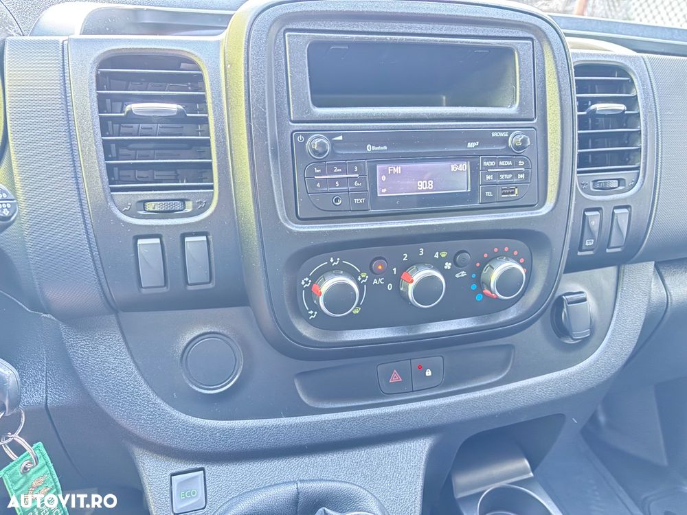 Renault Trafic 2.0 Blue dCi 120 Combi L2H1 8+1 locuri Authentique - 18