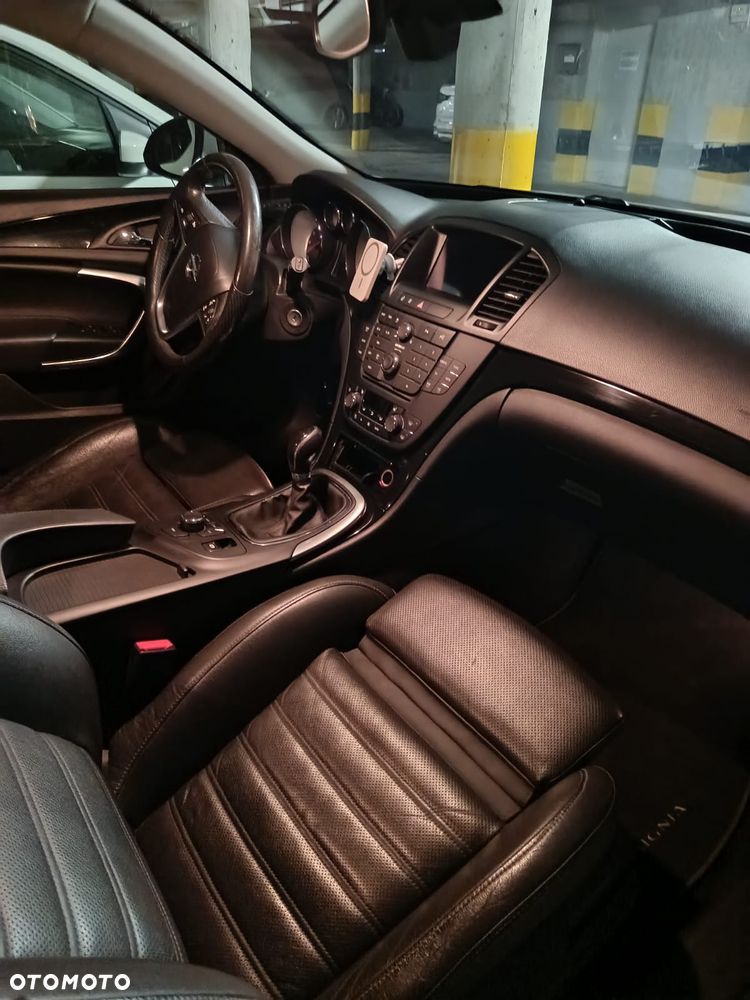 Opel Insignia 2.8 T V6 Cosmo 4x4 - 10