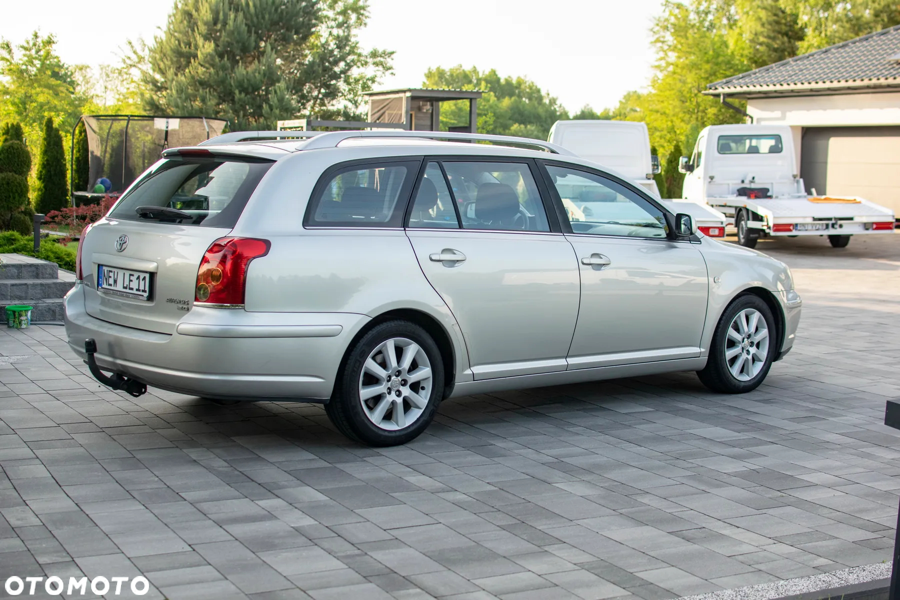 Toyota Avensis - 16