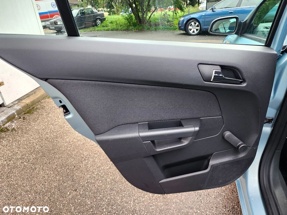 Opel Astra 1.4 Enjoy - 33