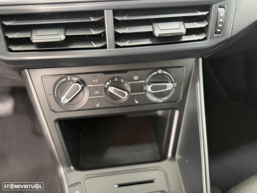 VW Taigo 1.0 TSI - 11