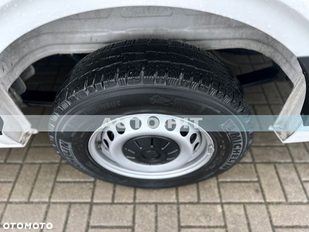 Volkswagen Crafter - 22