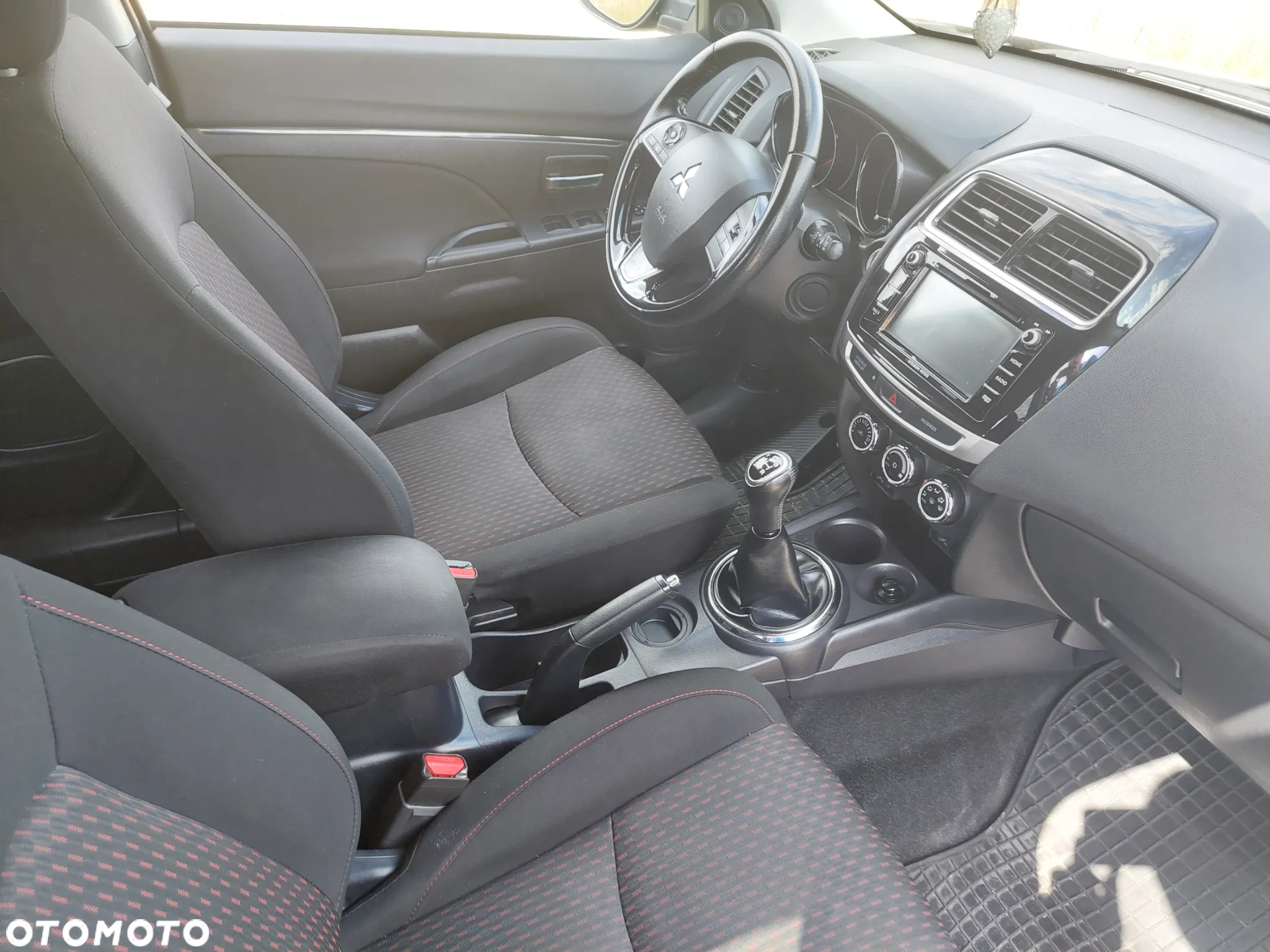 Mitsubishi ASX 1.6 Intense Plus Navi - 25