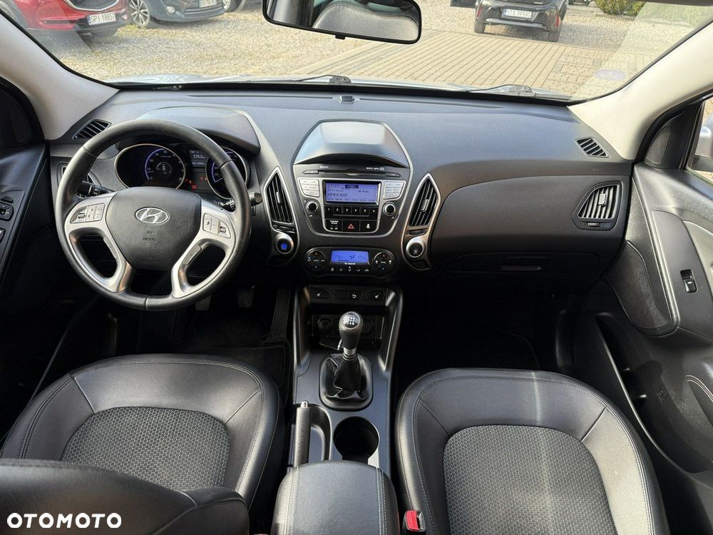 Hyundai ix35 2.0 2WD Comfort - 14
