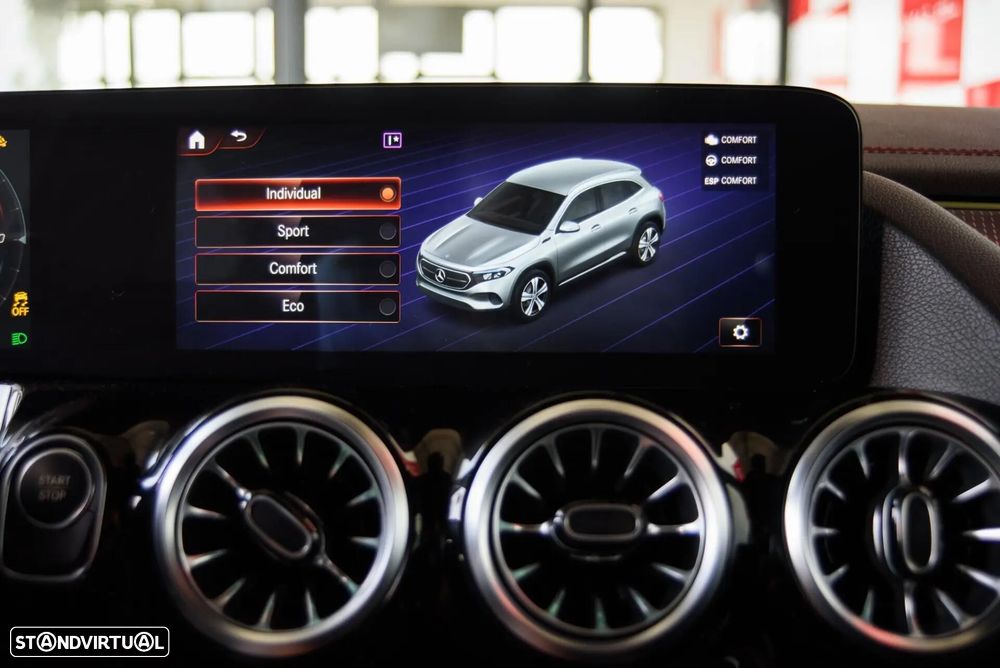 Mercedes-Benz EQA 300 4Matic AMG Line - 54