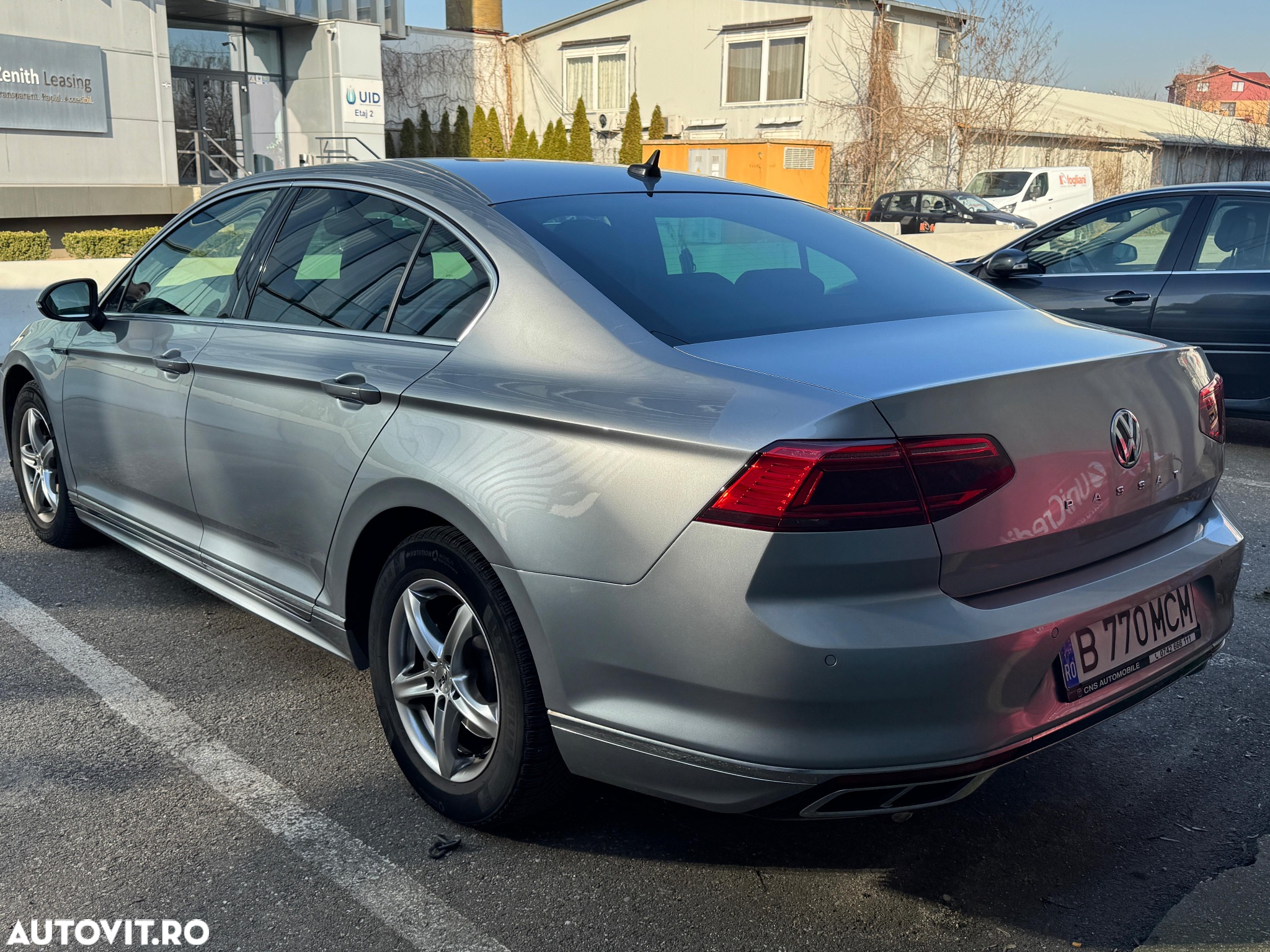 Volkswagen Passat 2.0 TDI (BlueMotion Technology) DSG Comfortline - 3