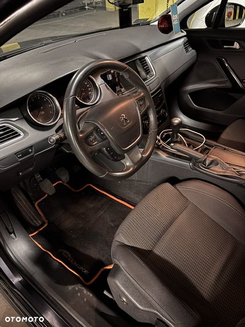 Peugeot 508 1.6 e-THP Active S&S - 8