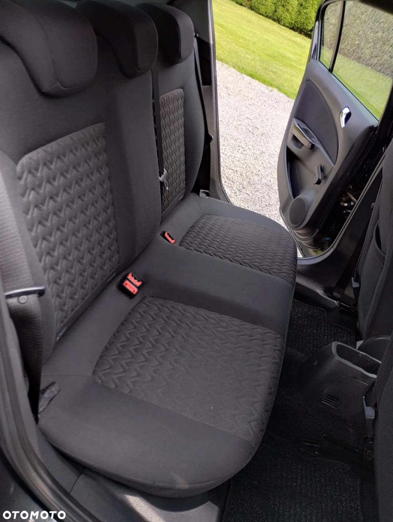 Opel Corsa 1.4 16V Selection - 31