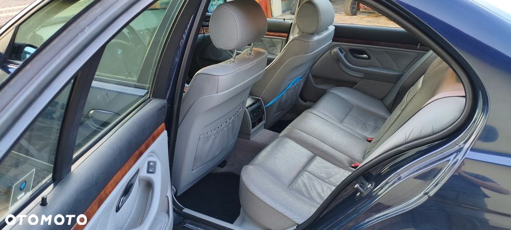 BMW Seria 5 - 7