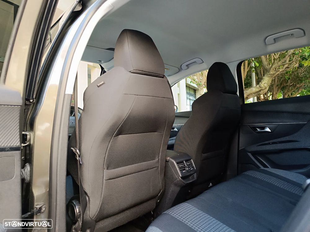 Peugeot 3008 PureTech 130 Stop & Start GPF EAT8 Active Business-Pack - 19