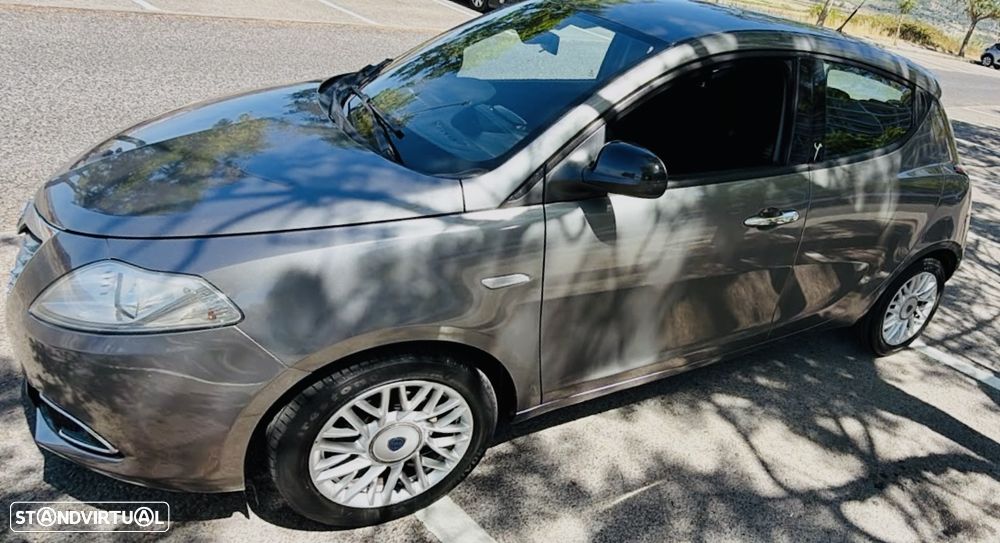 Lancia Ypsilon 1.3 M-jet S&S Platinum - 18