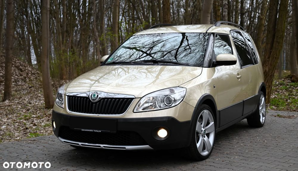 Skoda Roomster 1.2 TSI Scout PLUS EDITION - 2