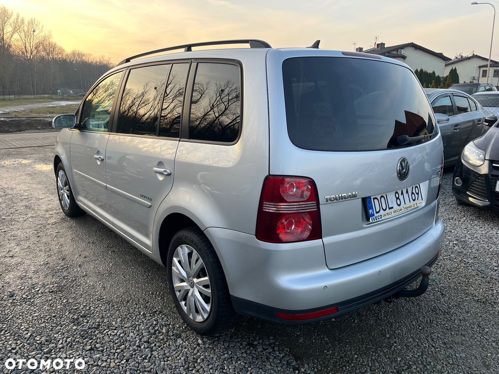 Volkswagen Touran 1.9 TDI United - 25