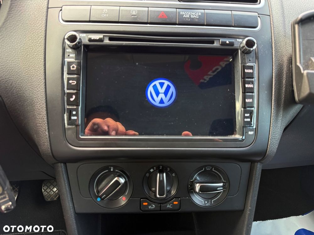 Volkswagen Polo 1.2 MATCH - 35