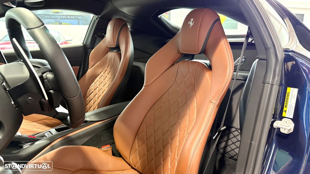 Ferrari 812 Superfast 6.5 V12 - 17