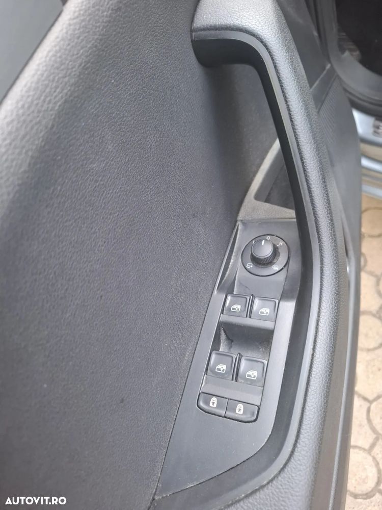 Skoda Superb 2.0 TDI DSG Style - 8