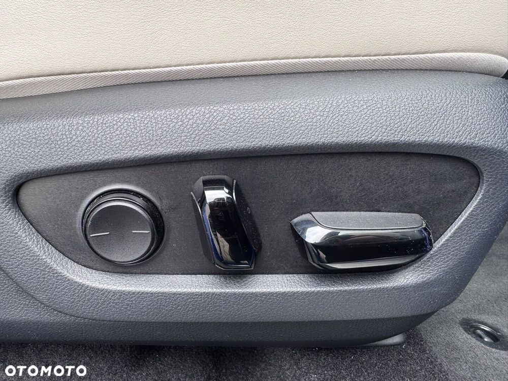 Toyota RAV4 2.5 Plug-In Hybrid Dynamic 4x4 - 36
