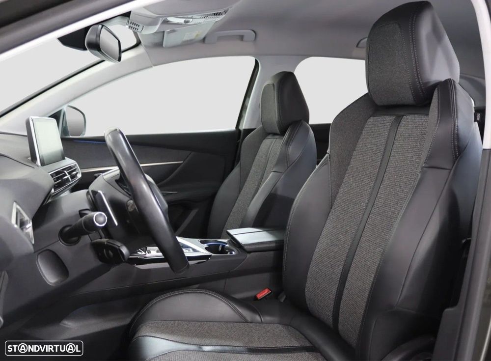 Peugeot 3008 1.2 PureTech Allure EAT8 - 11