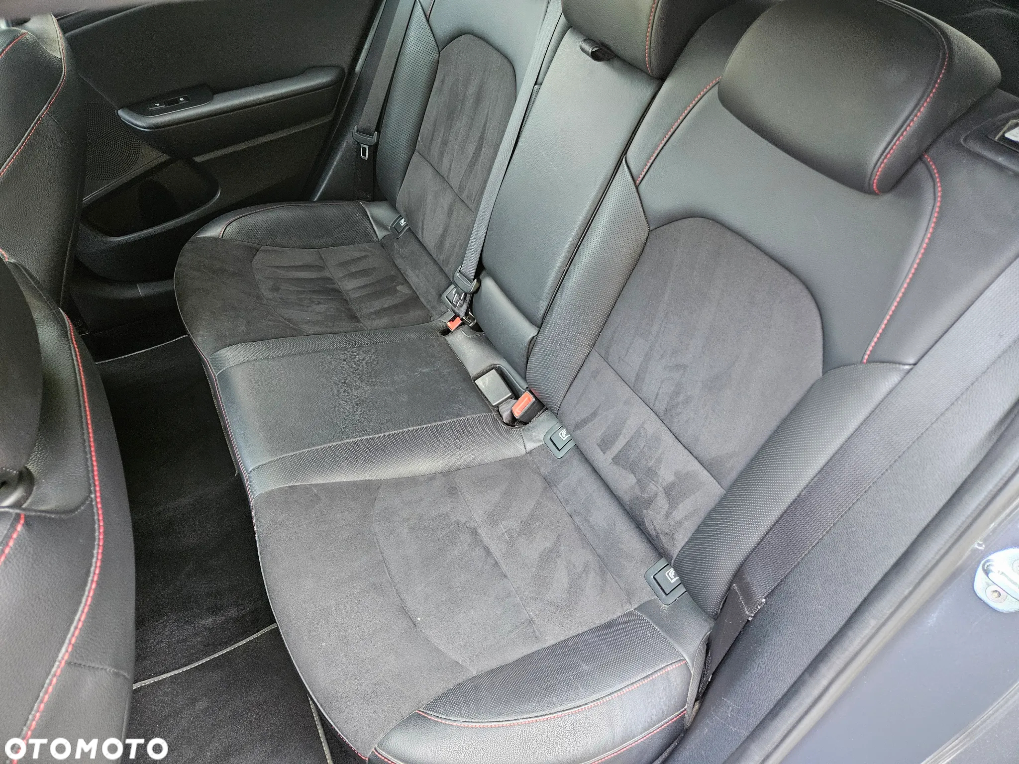 Kia ProCeed 1.6 T-GDI GT DCT - 20