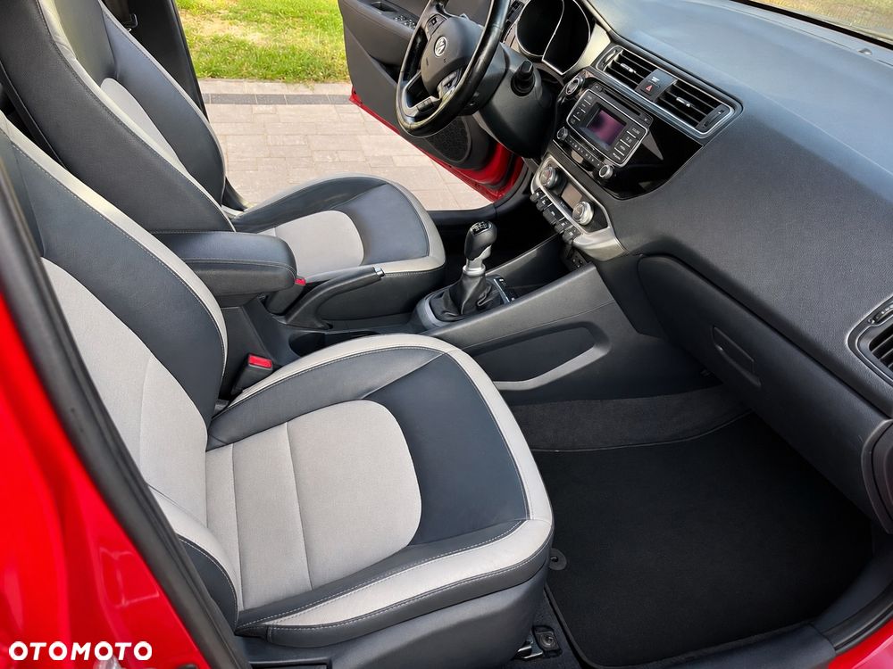 Kia Rio 1.4 crdi XL - 7