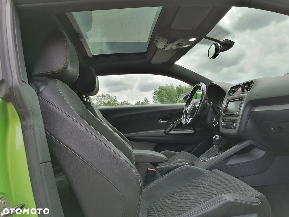 Volkswagen Scirocco 1.4 TSI R-Style DSG - 9