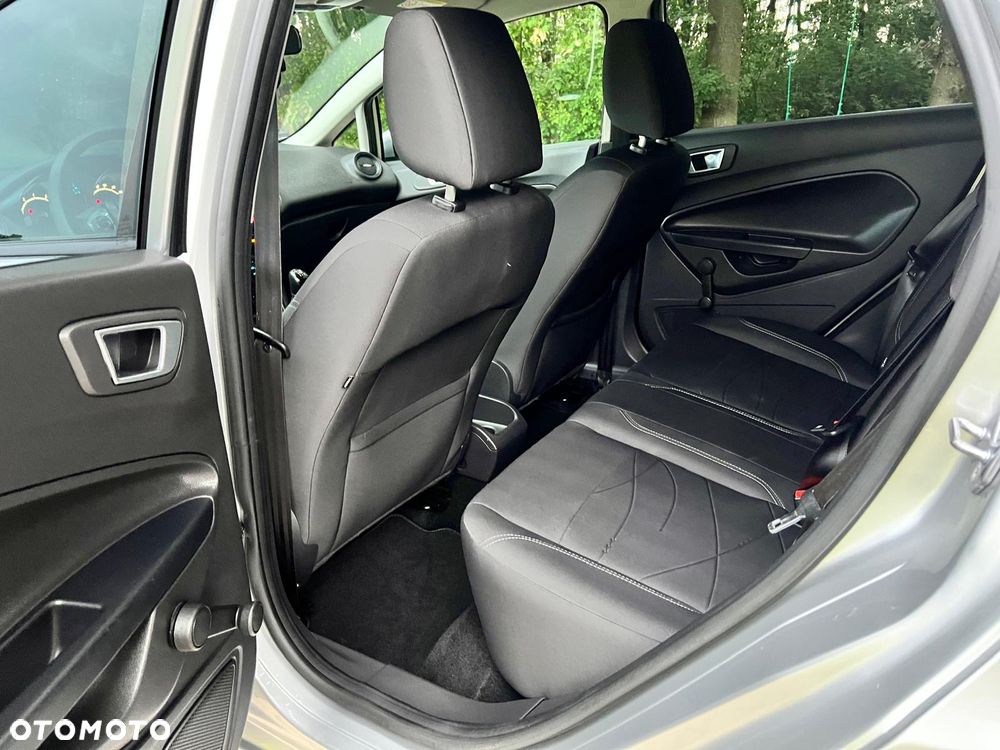 Ford Fiesta - 20