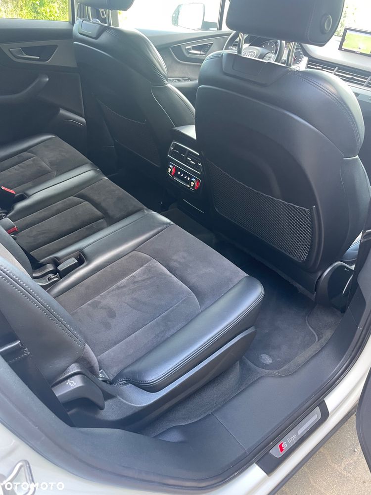 Audi Q7 - 9