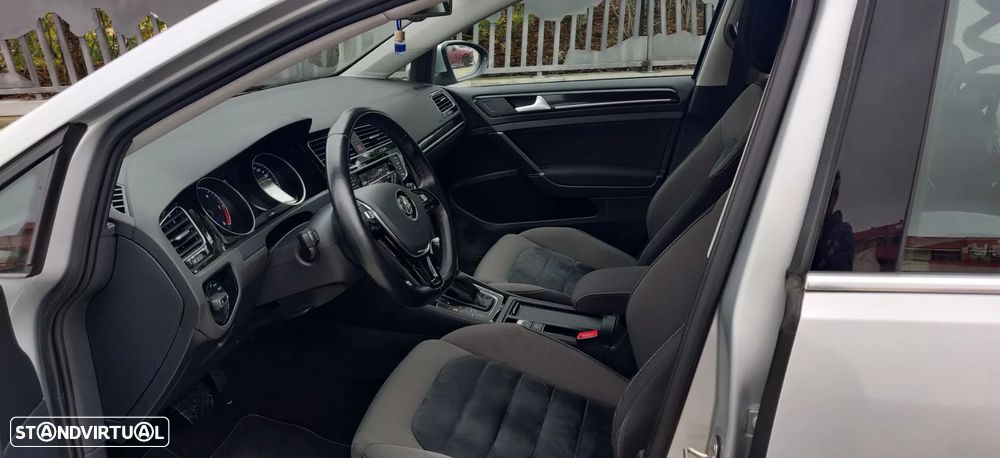 VW Golf Variant 2.0 TDi Highline DSG 119g - 5