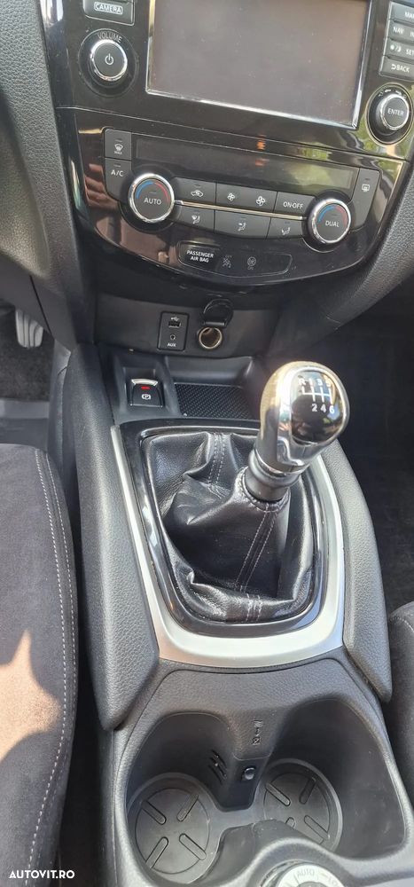 Nissan X-Trail 1.6L dCI Start/Stop 4x4-i Tekna - 9