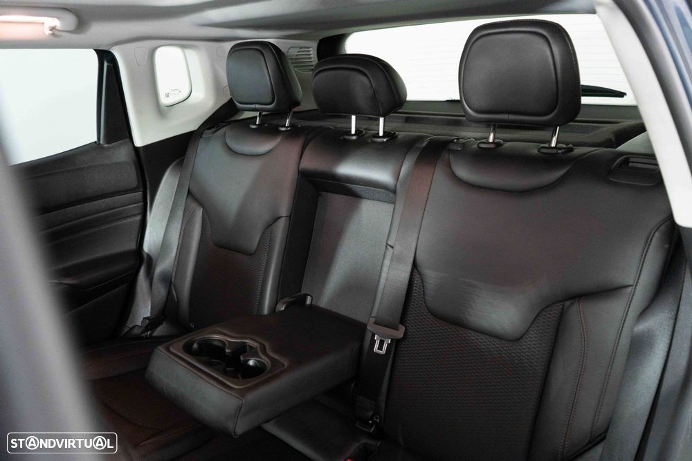 Jeep Compass 1.3 TG Trailhawk - 11