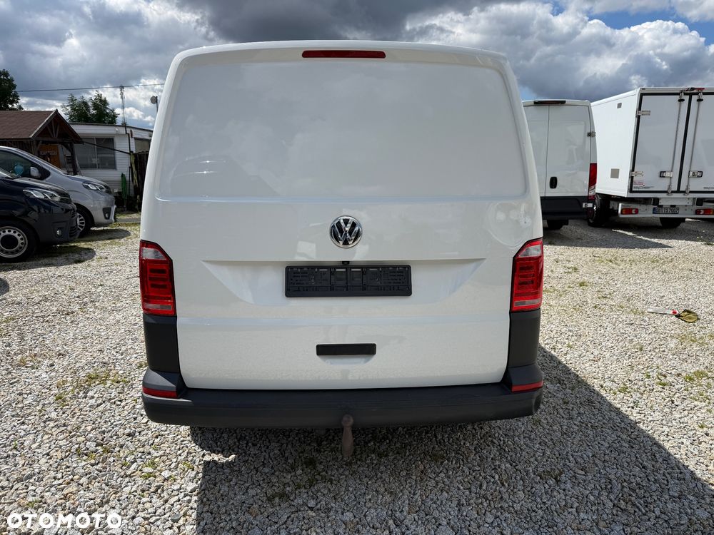 Volkswagen Transporter T6/150KM/Klima/Nawigacja/Full LED reflektory/Kamera cofania/2500kg na haku - 9