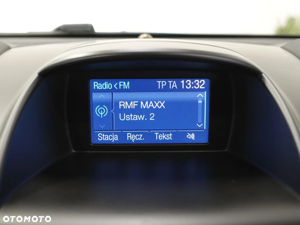 Ford Fiesta 1.0 EcoBoost Titanium - 32