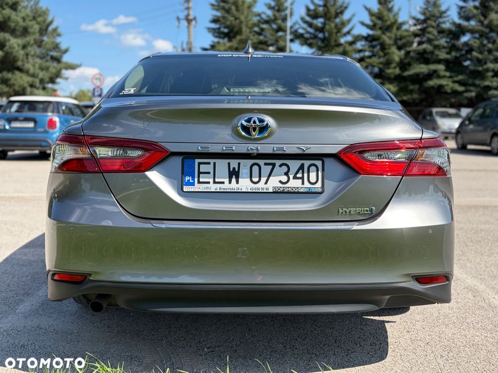 Toyota Camry 2.5 Hybrid Comfort CVT - 8