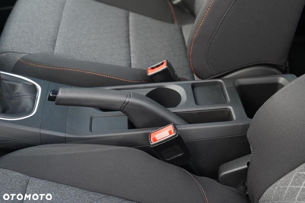 MG MG3 1.5 Excite - 21