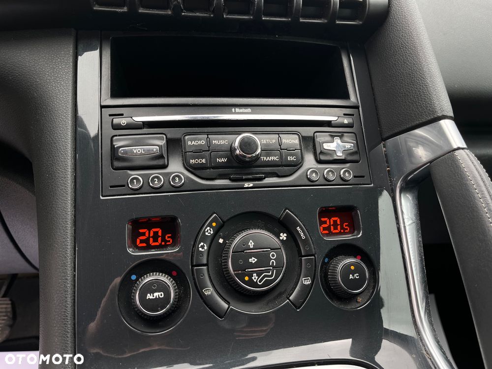 Peugeot 3008 HDi FAP 150 Platinum - 18