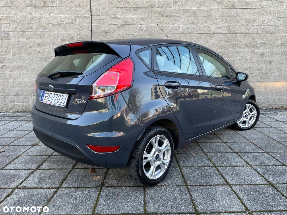 Ford Fiesta 1.25 Champions Edition - 3