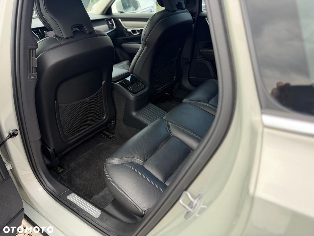 Volvo V90 T6 Recharge AWD Geartronic Inscription - 28