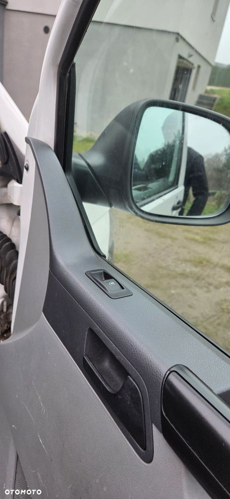 Volkswagen Trasporter - 13