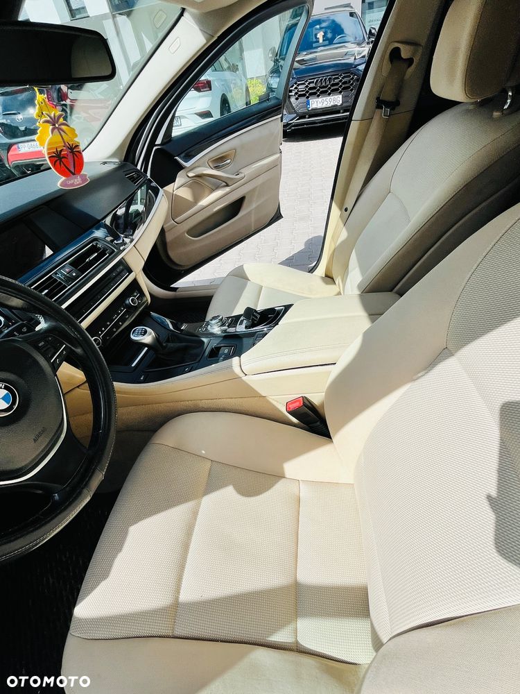 BMW Seria 5 520d - 12