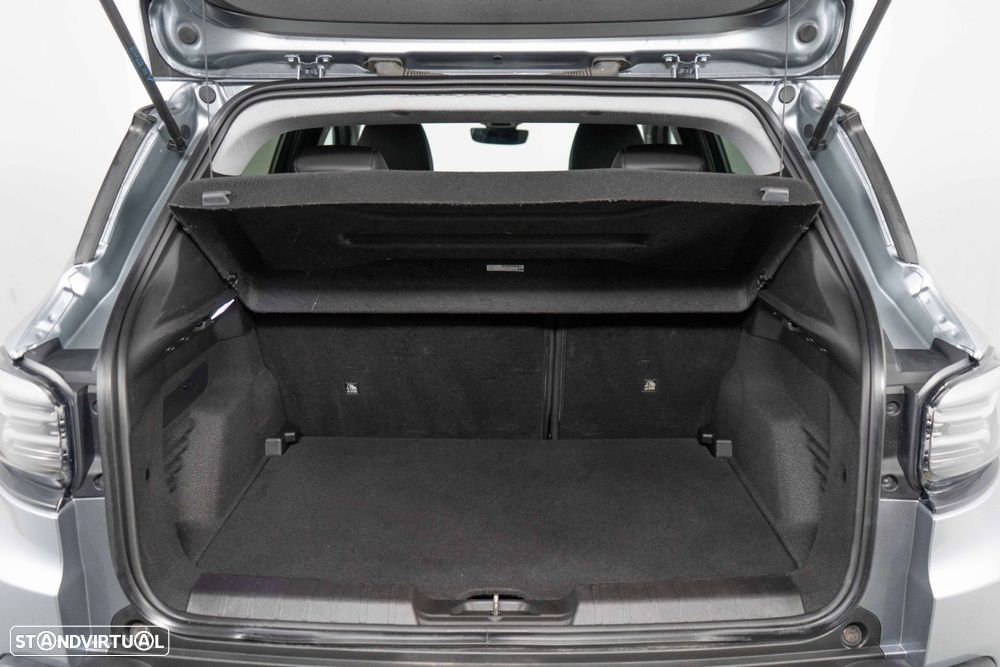 Jeep Avenger 54 kWh Summit - 29