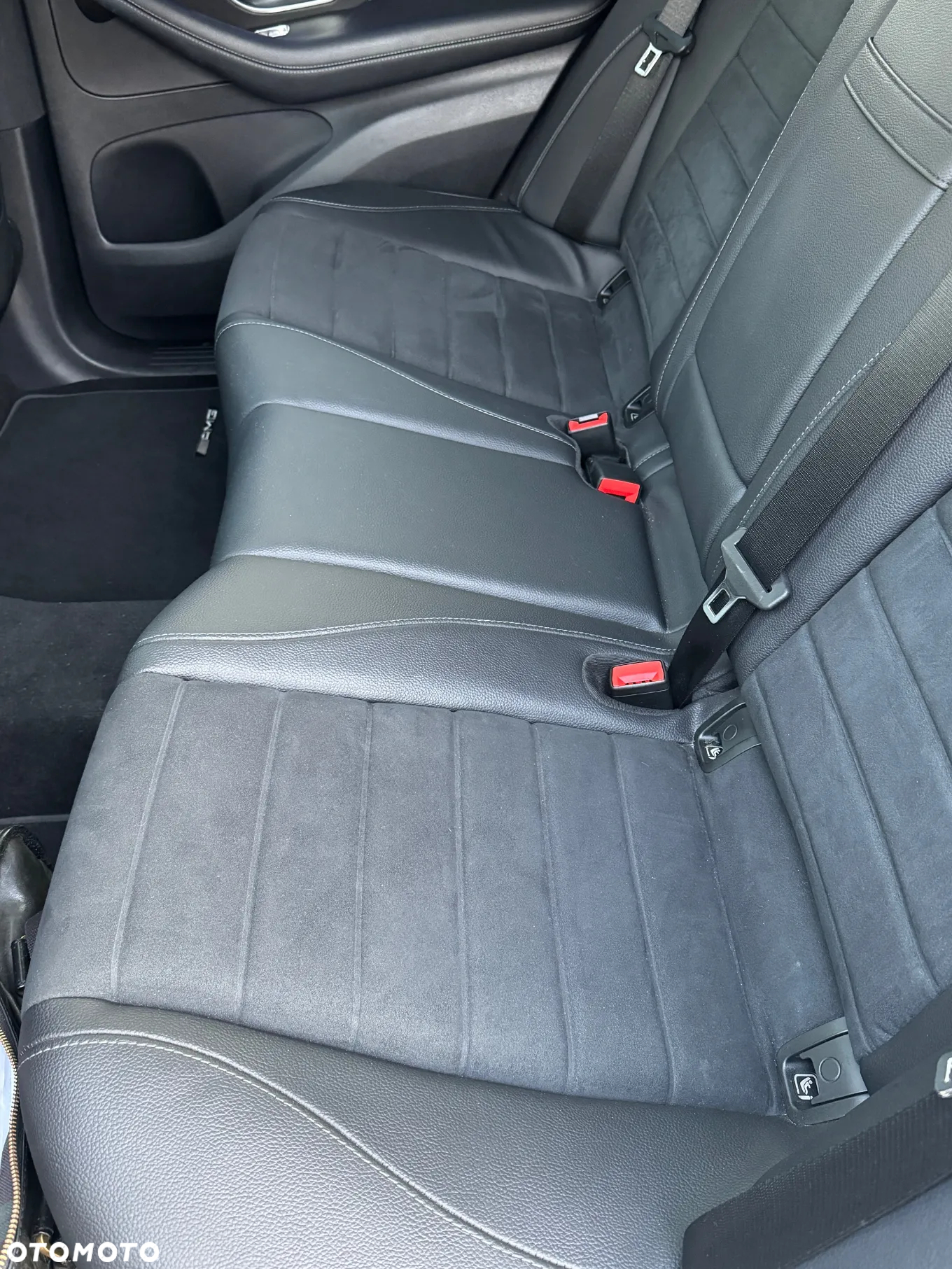 Mercedes-Benz GLE 300 d 4-Matic - 11