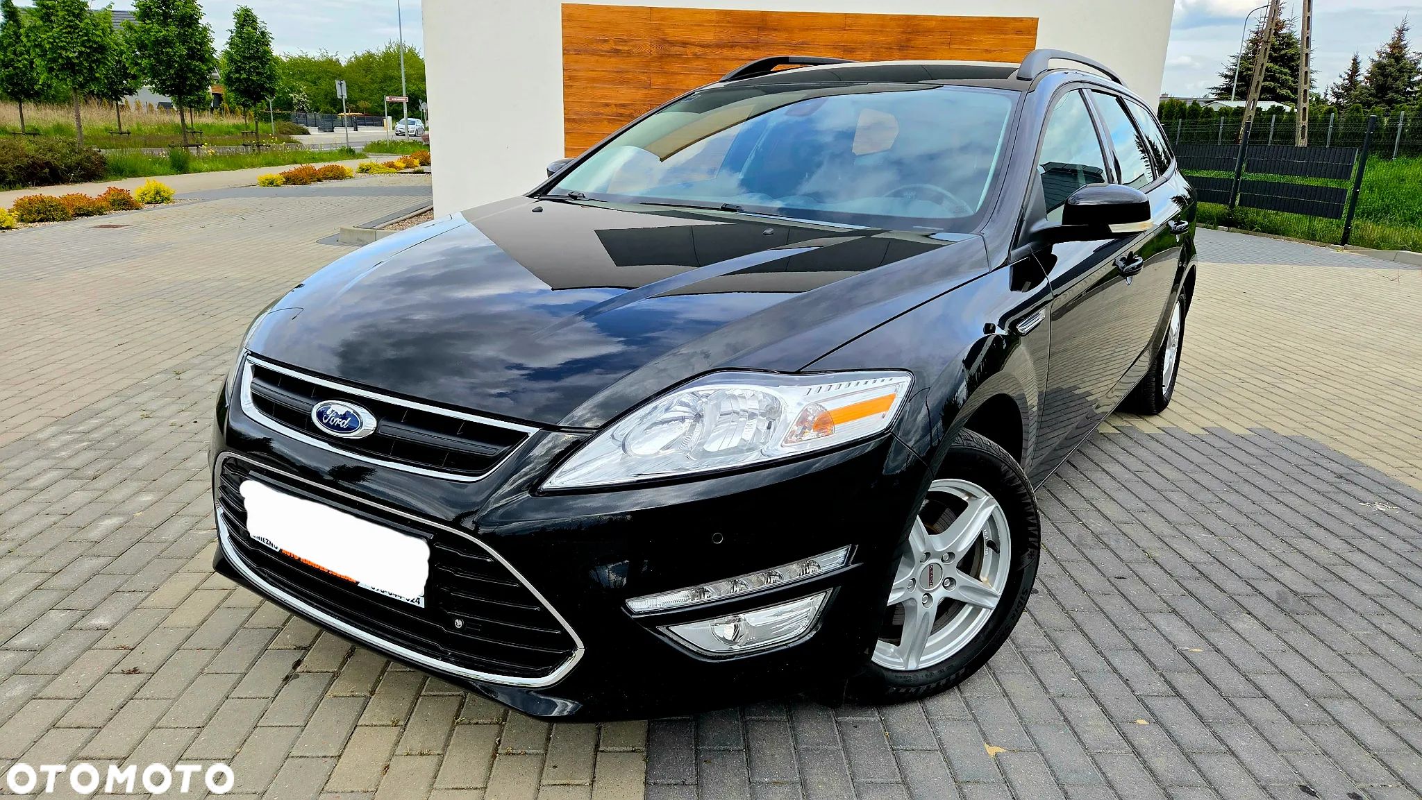 Ford Mondeo 2.0 Titanium - 1