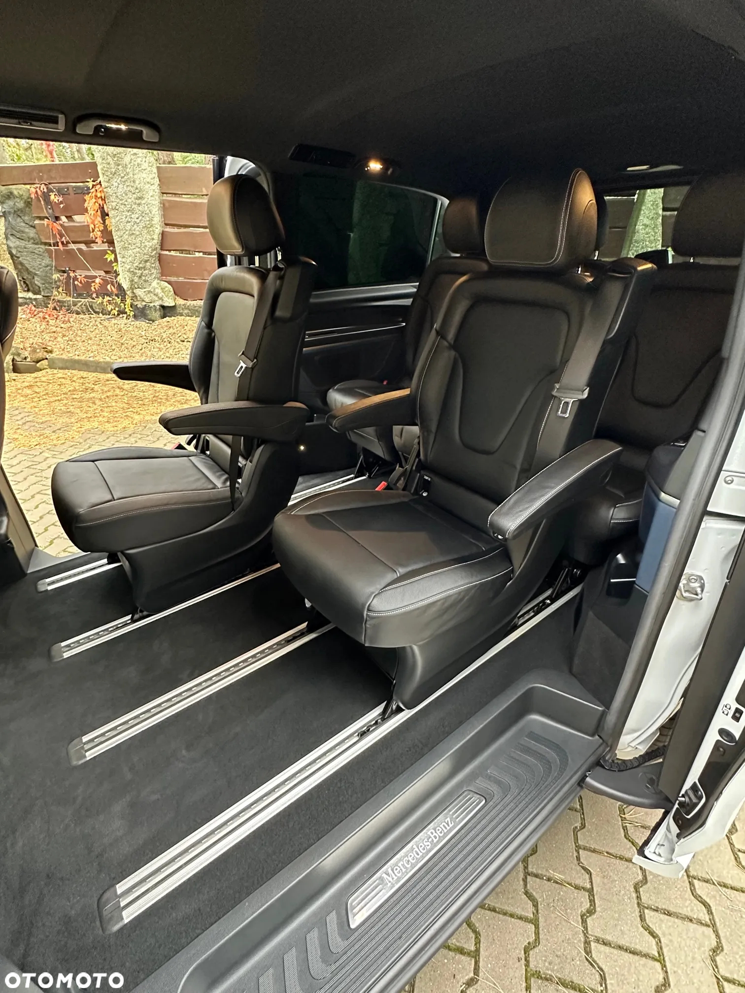 Mercedes-Benz EQV 300 lang - 38