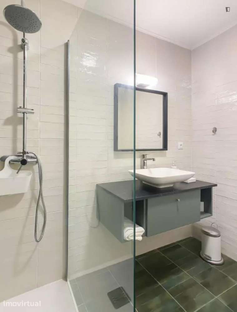 Apartamento com 1 quartos - localizado em Princípe Real Lisbon - Grande imagem: 3/17