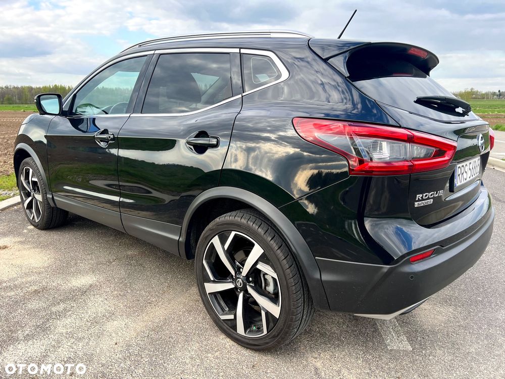 Nissan Rogue - 1