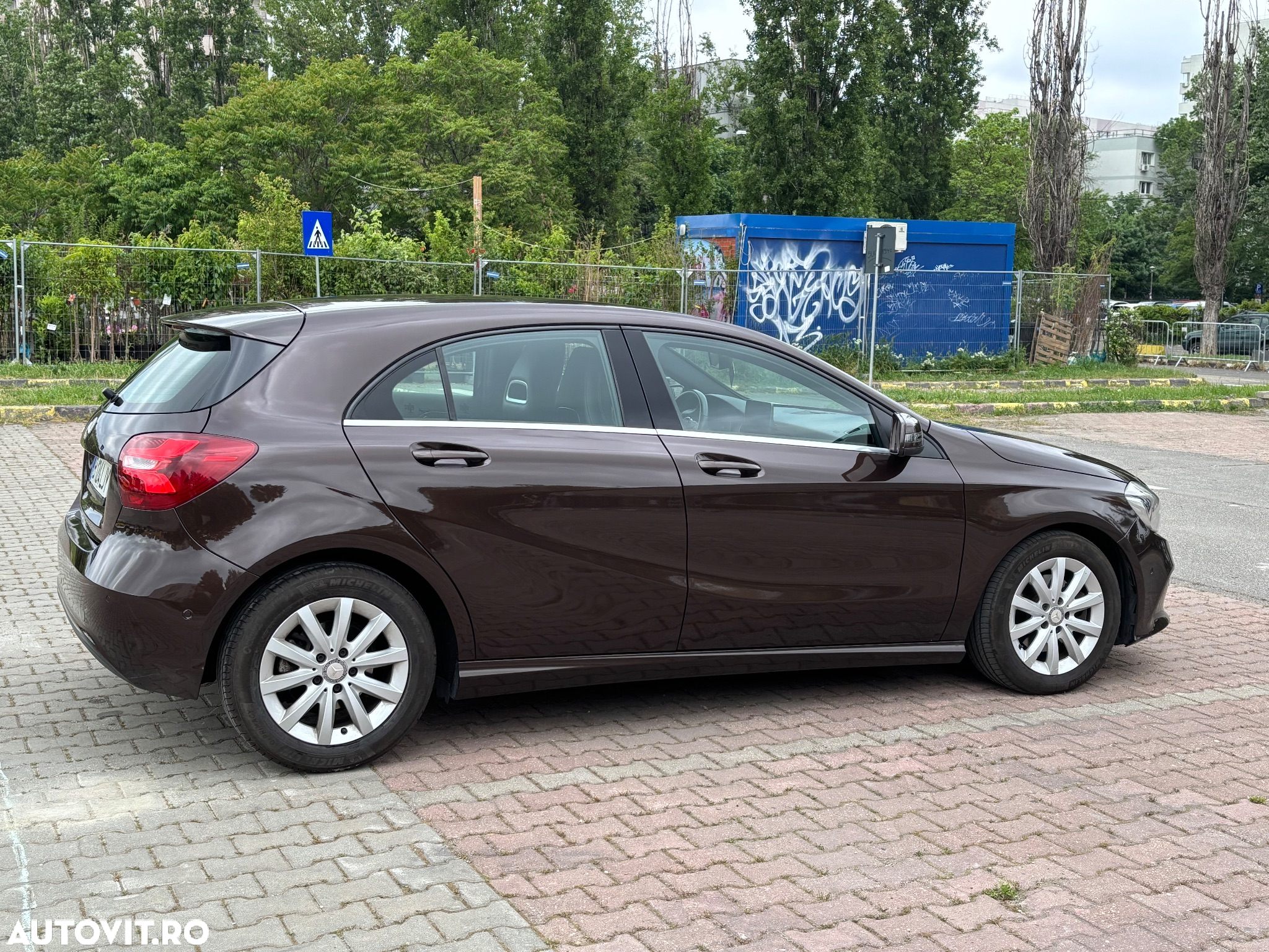 Mercedes-Benz A 180 (BlueEFFICIENCY) - 19